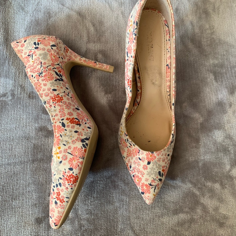 Floral heels
